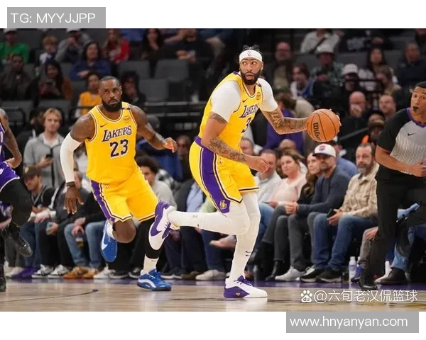 2015年NBA湖人对火箭精彩对决回顾与赛季分析