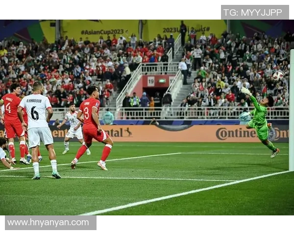 中国与巴勒斯坦足球对决精彩瞬间回顾与分析